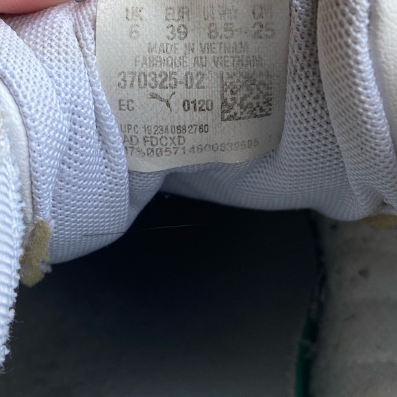 Puma Carina Sneaker - Picture 4 of 4